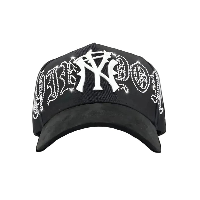 31 Hats Crystal White